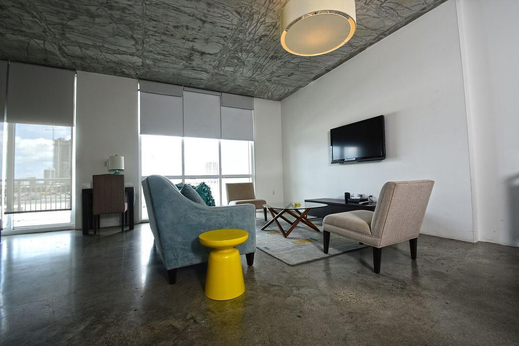 Real Living Hotel Residence Miami Exterior photo